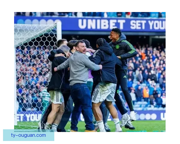 凯尔特人与流浪者点球大战后球迷冲场